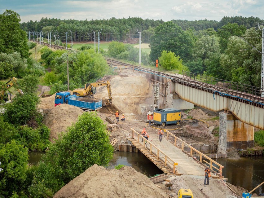 Przebudowa mostu kolejowego w Widawie