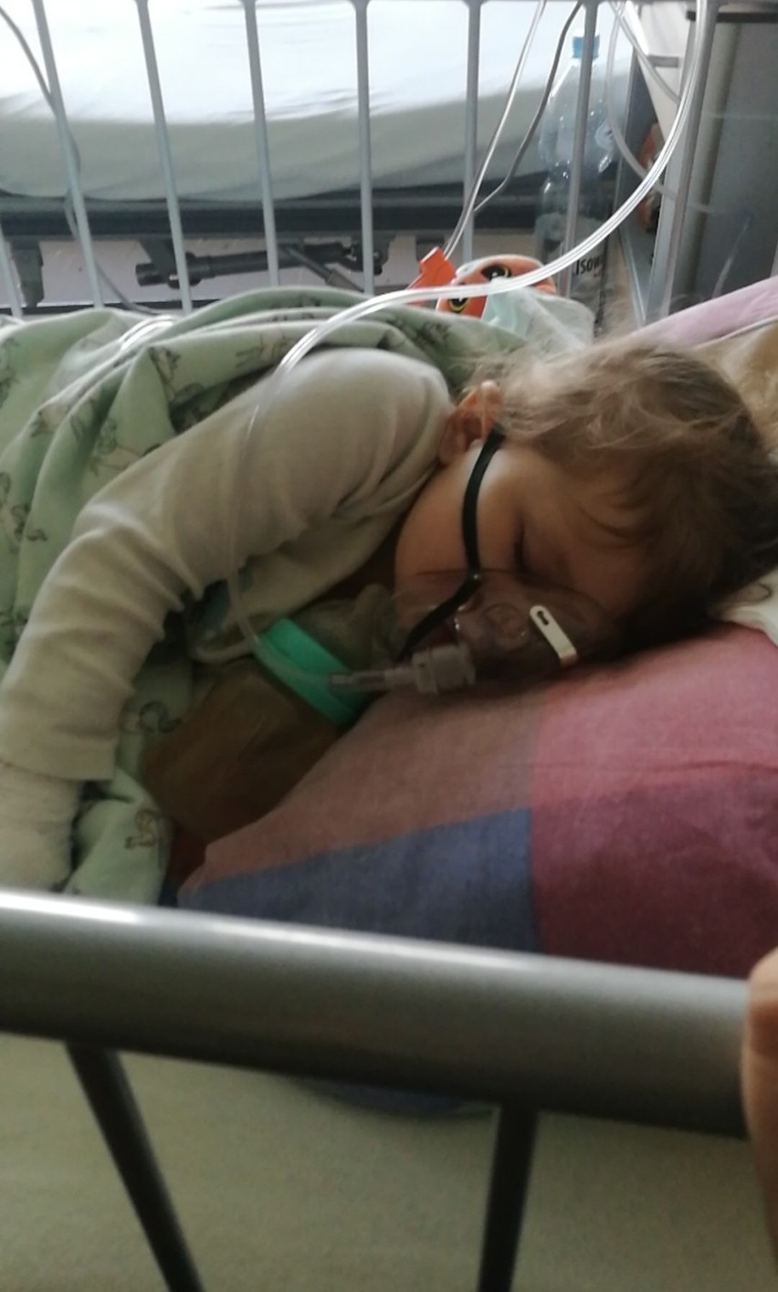 2-letnia Nadia w szpitalu spędziła dwa tygodnie. Cały czas...