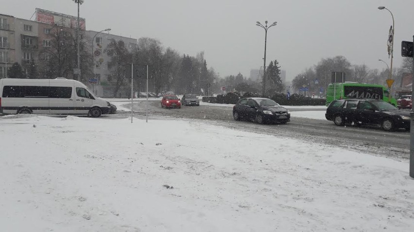 Od rana na drogach Podkarpacia doszło do wielu zdarzeń...