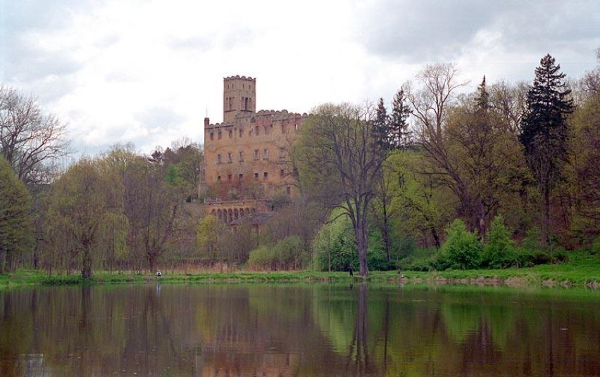 Zamek w Ratnie Dolnym został sprzedany. Kosztował nowego właściciela 650 tysięcy złotych. Powstanie tam m.in. muzeum