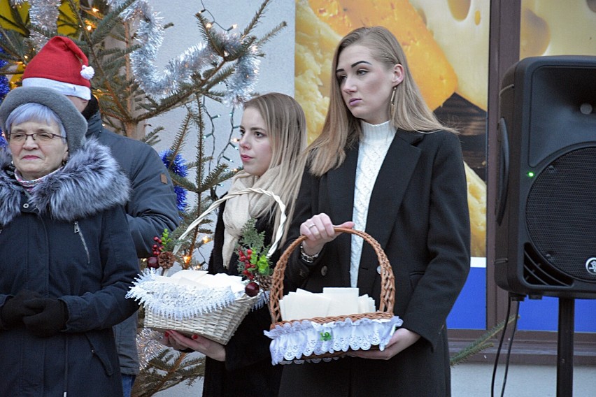 W niedzielę na bobowskim rynku było wspólne kolędowanie, wspaniały poczęstunek i radosna świąteczna atmosfera