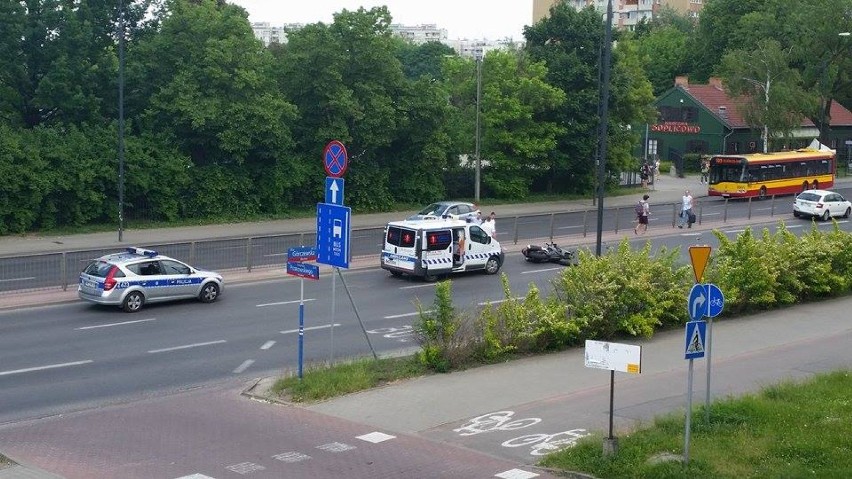 Wypadek na Woli: motocyklista ranny