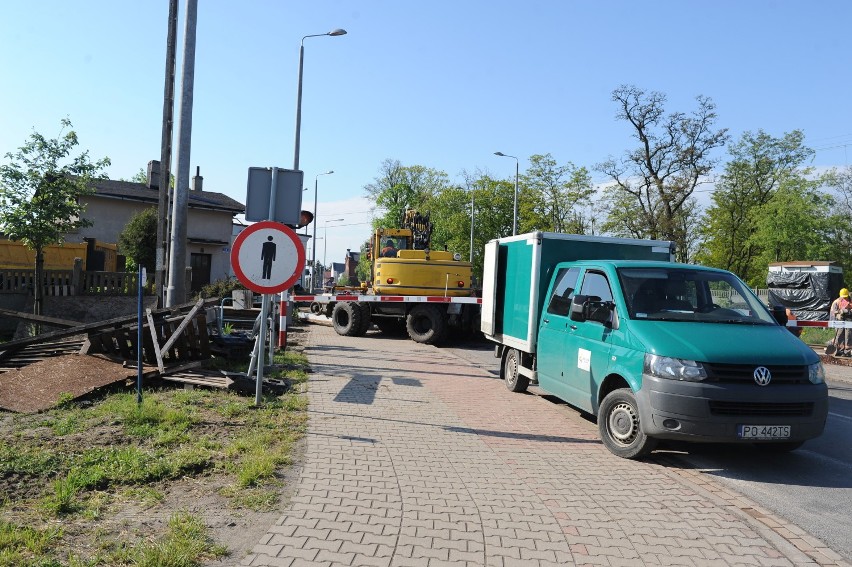 Przejazd na 1 Maja  w Lesznie ponownie zamknięty. Trwa remont