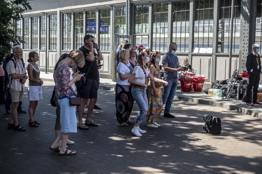 Blues Express wyruszył w sobotę wczesnym popołudniem z...