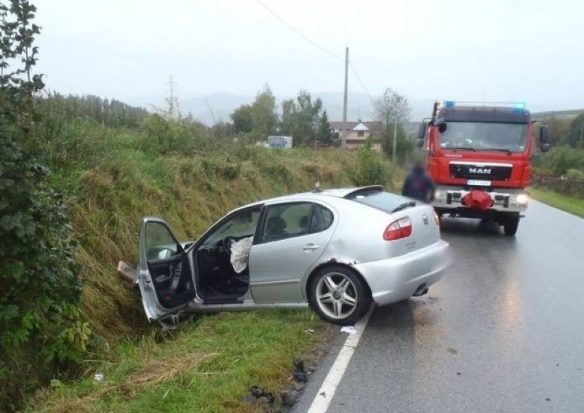 Wypadek w Łącku, jedna osoba w szpitalu [ZDJĘCIA]