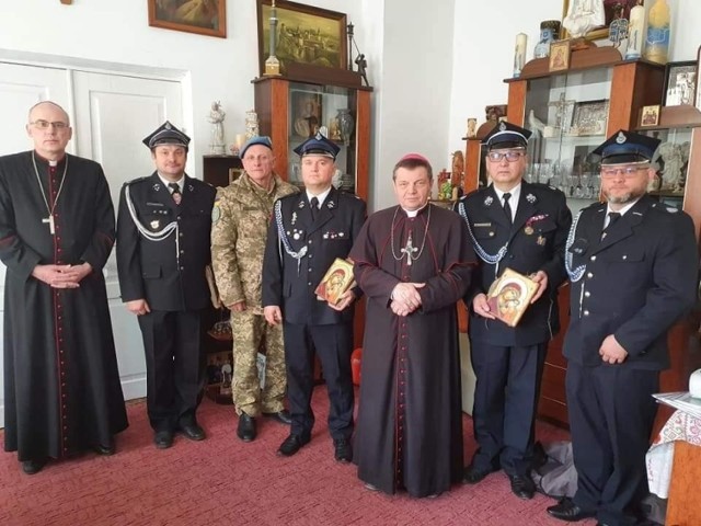 Sukces akcji „Wielkanocna paczka dla Kresowiaka od strażaka” w Lublińcu