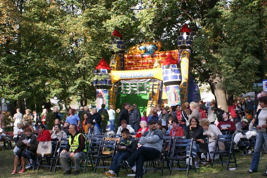 Sosnowiec: Festyn integracyjny w dzielnicy Pogoń, czyli zumba, sztuka i niespodzianki