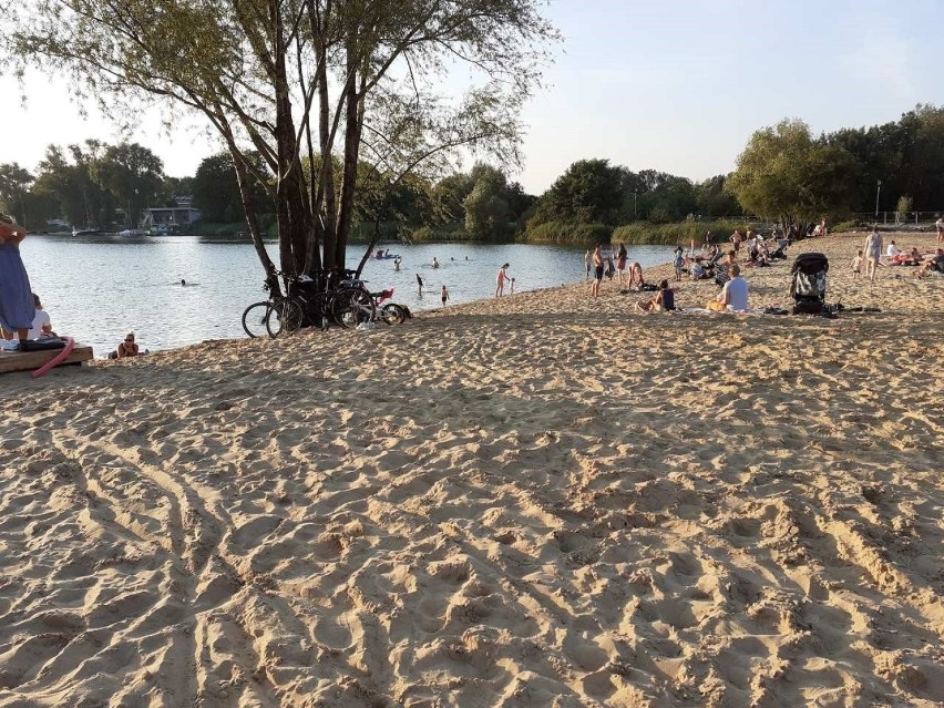  Bagry. Nowa piękna plaża i kąpielisko w Krakowie pełne słońca ZDJĘCIA  