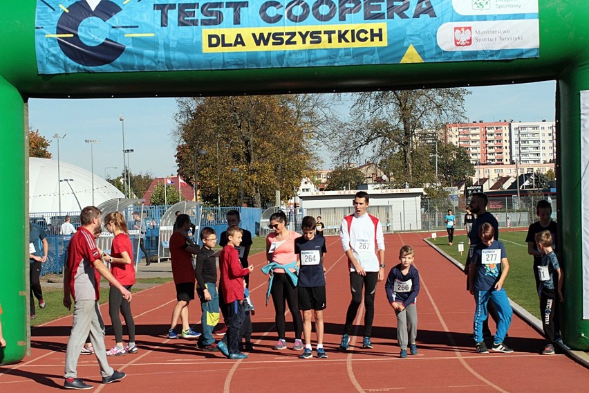 Znów pobiegali na stadionie lekkoatletycznym [ZDJĘCIA]