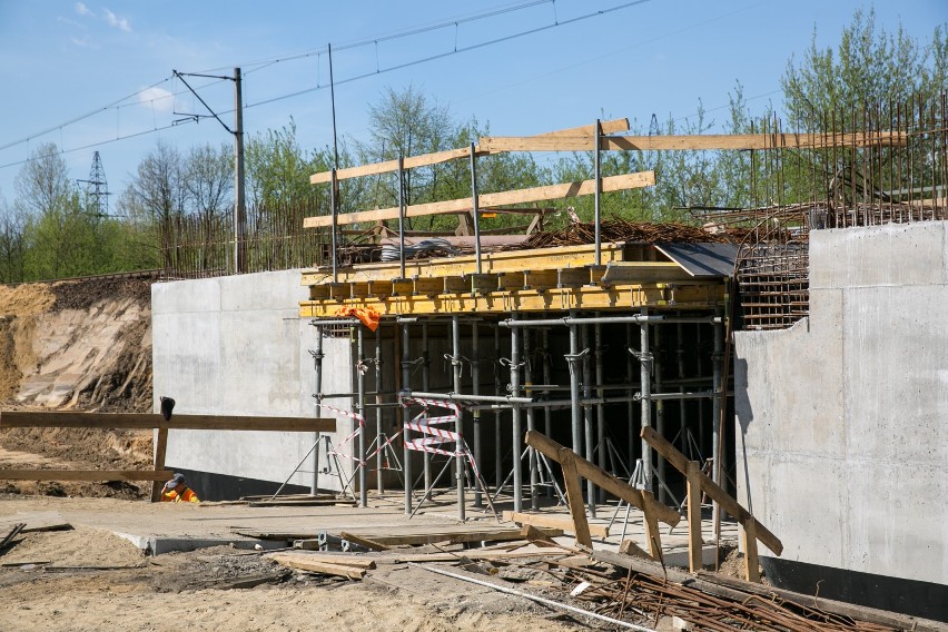 Zobacz, jak zmieniają się przystanki kolejowe w Prokocimiu i Bieżanowie [ZDJĘCIA]