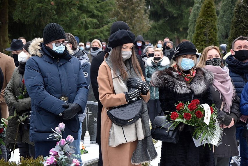 Piła. Ostatnia droga Piotra „Szymona” Idzikowskiego [ZDJĘCIA]