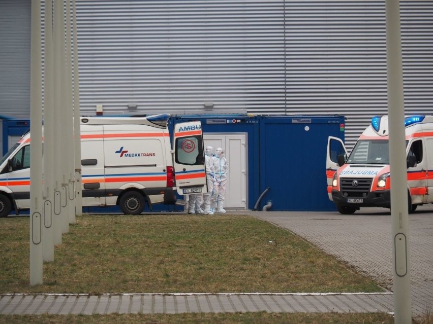 Szpital tymczasowy w Łodzi gotowy na przyjęcie 272 pacjentów. Ponad 50 osób z tej placówki już wróciło do domu, bo wyzdrowieli