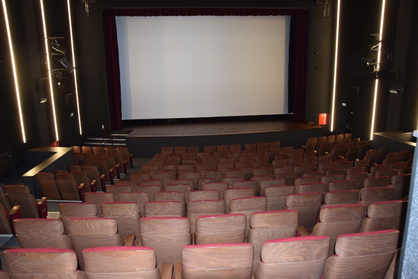 Kino-Teatr Syrena w Wieluniu wznawia dzisiaj działalność. Co obejrzymy w najbliższych dniach? ZDJĘCIA
