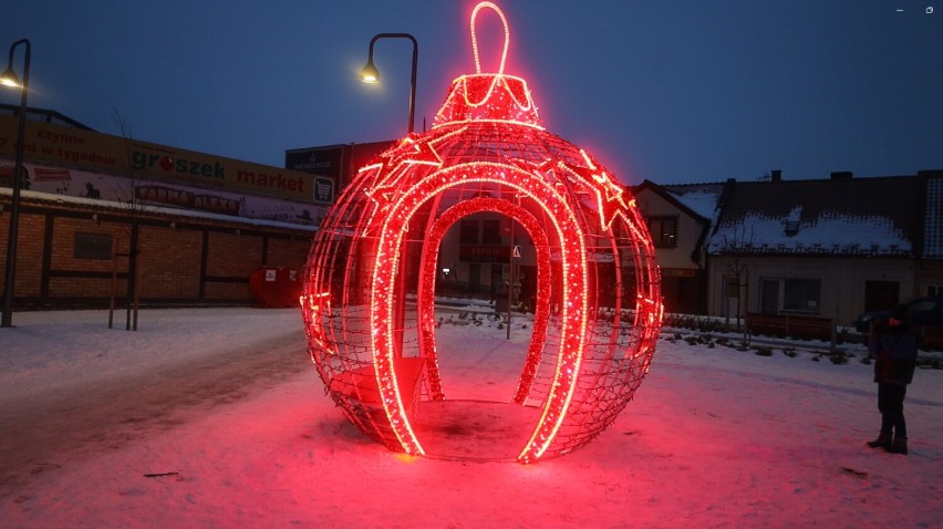 Świąteczne iluminacje w Łebie robią wrażenie! [WIDEO]
