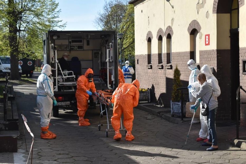 Rok pandemii koronawirusa w Polsce. Tak wyglądało to w Pleszewie i powiecie pleszewskim