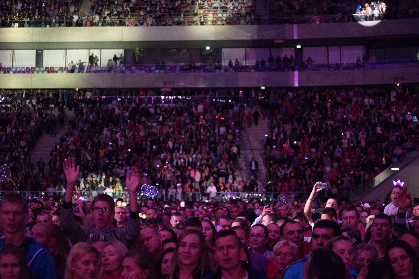 Roztańczony PGE Narodowy 2018. Zdjęcia ze święta disco-polo. Sławomir, Martyniuk i 40 tys. imprezowiczów [ZDJĘCIA]