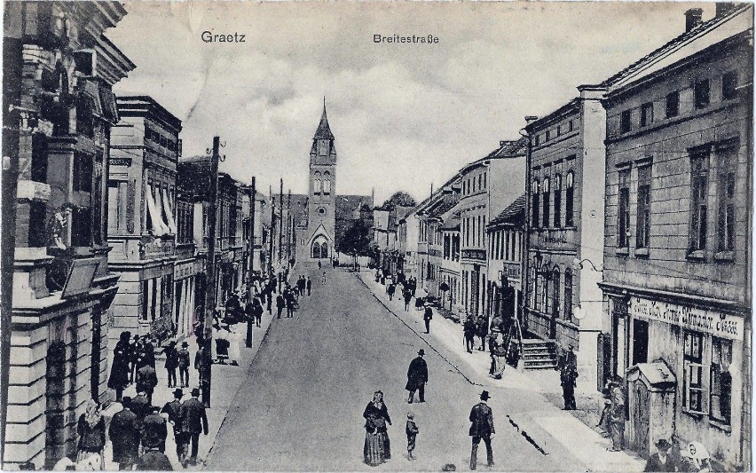 Zdjęcie ulicy Szerokiej z roku 1917.
