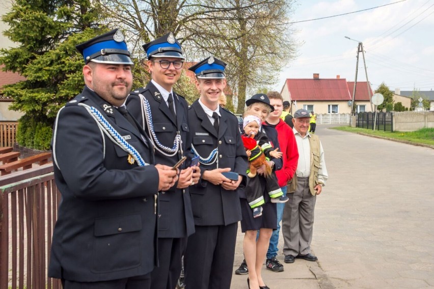 Ostrów Wielkopolski. Ochotnicy z Tarchał Wielkich świętowali jubileusz swej jednostki [FOTO]