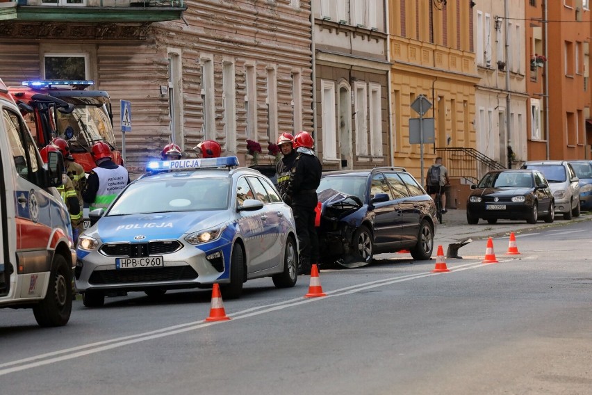 Wypadek na ulicy Lotniczej w Legnicy, to kolejny w tym miejscu