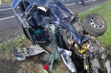 Tragiczny wypadek na drodze pomiędzy Napromem a Pietrzwałdem. Nie żyje17-letni kierowca