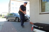 W Kartuzach w mieszkaniu znaleziono ciało policjanta. Sprawę bada prokurator
