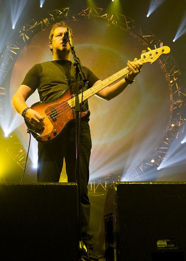 Colin Wilson bass/wokal Fot. Marcin Iwan