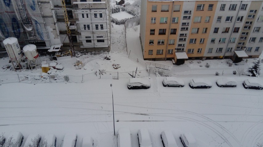Śnieg zasypał Dolny Śląsk