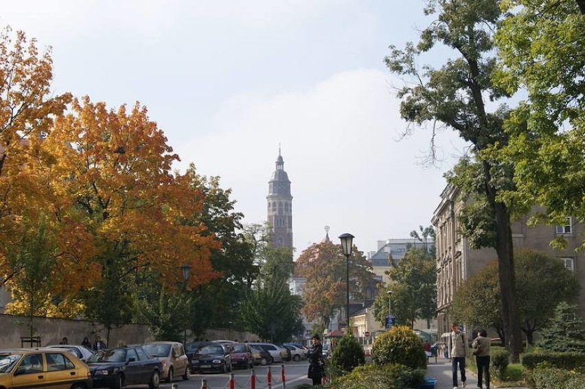 Kraków. Czy miasto sprzeda budynki, z których wyprowadzi się Szpital Uniwersytecki? Radny ma pomysł na Wesołą