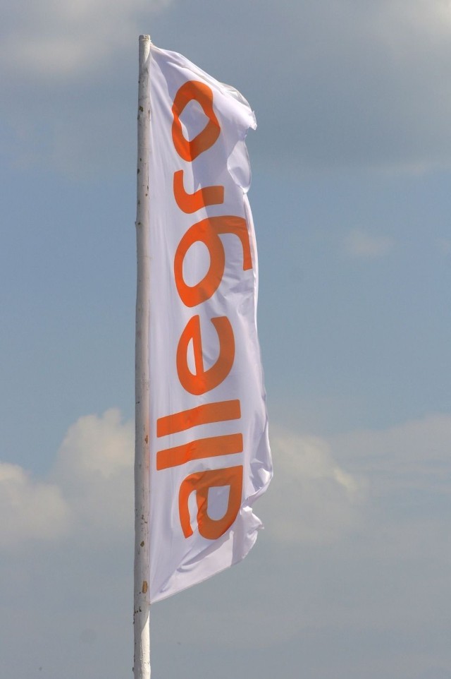 http://commons.wikimedia.org/wiki/File:Allegro_flag.jpg