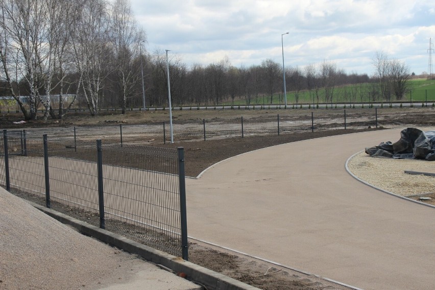Przy PSP 6 w Radomsku powstaje nowoczesny kompleks sportowy