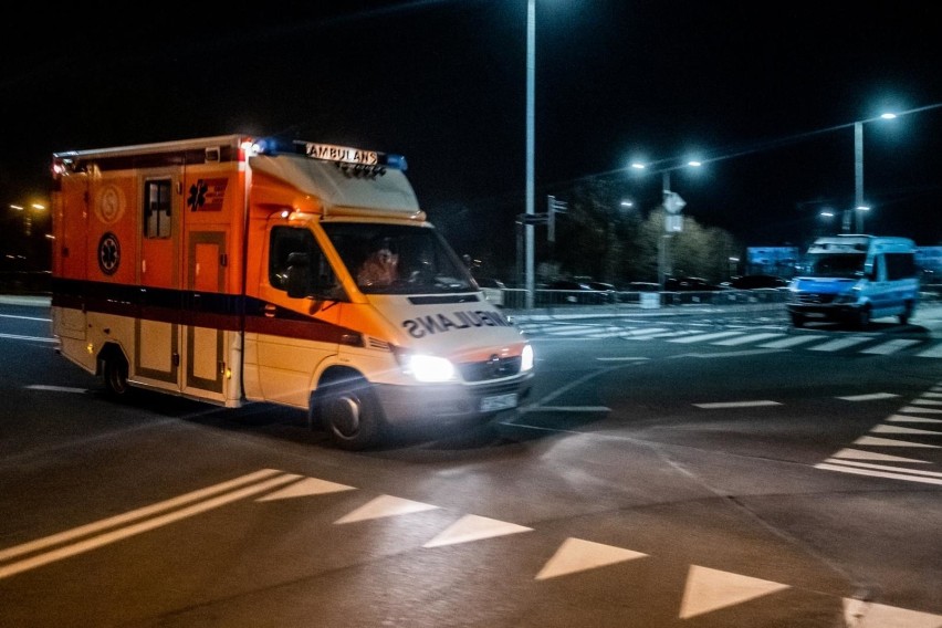 Tragiczny wypadek w Lędzinach na przejściu dla pieszych. Zmarła druga ofiara. Policja szuka świadków