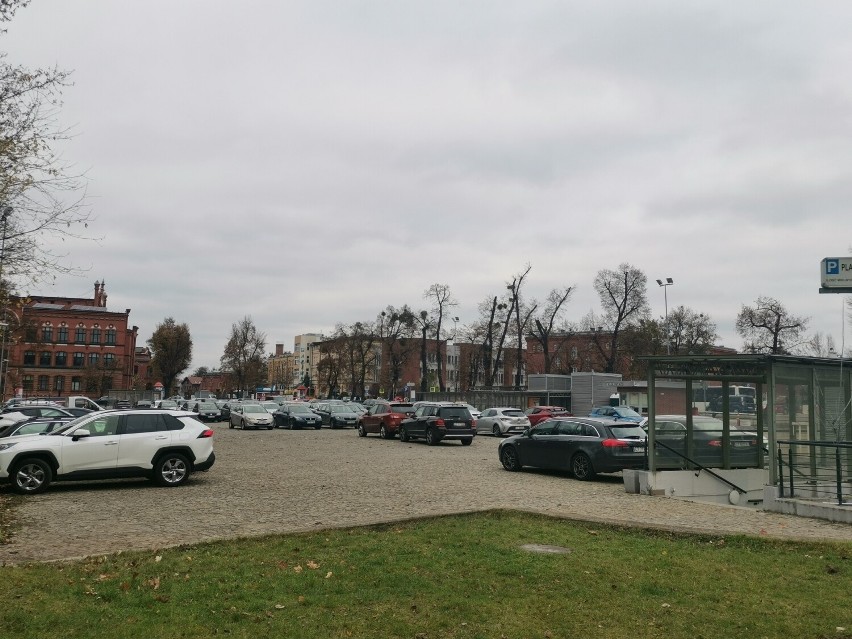 Parking przy pl. św. Katarzyny