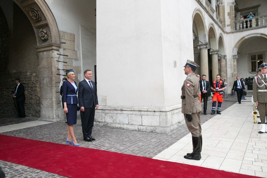 Papież Franciszek na Zamku Królewskim na Wawelu oficjalnie...