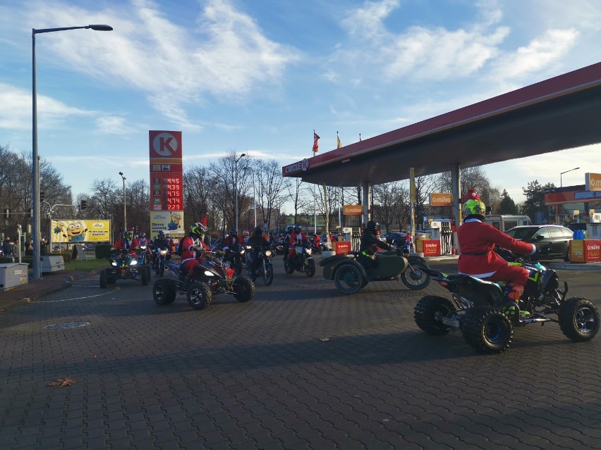 Jak co roku Mikołaje na motocyklach z Grupy Motocyklowej...