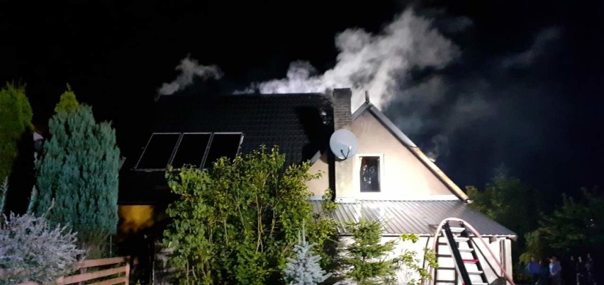 Pożar budynku mieszkalnego w Mojuszewskiej Hucie. Straty sięgają ok. 190 tys. zł