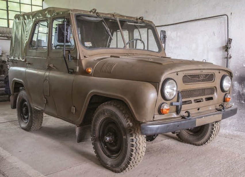 Samochód terenowy UAZ-469