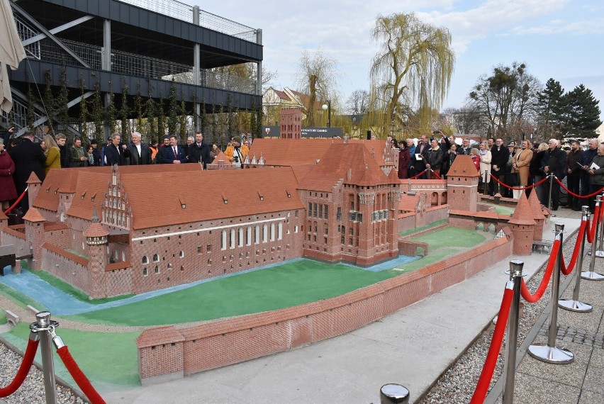 W Malborku powstała wielka minibudowla. Nowa miniatura zamku to nie tylko „zwykła” atrakcja turystyczna