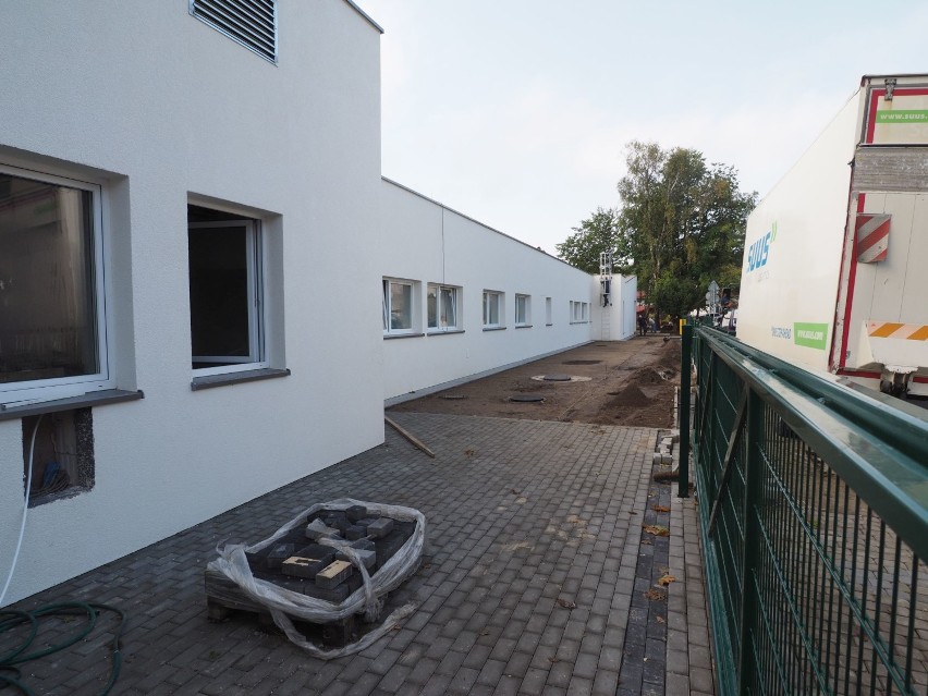 Przedszkole przy Radomskiej w Kołobrzegu ma być gotowe dopiero w połowie grudnia. Dzieci pojawią się tu jeszcze później