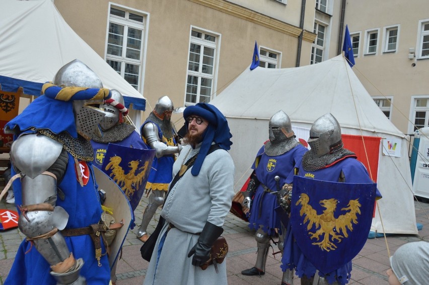 Święto Wojciechowe 2019 odbywa się na rynku w Opolu oraz...