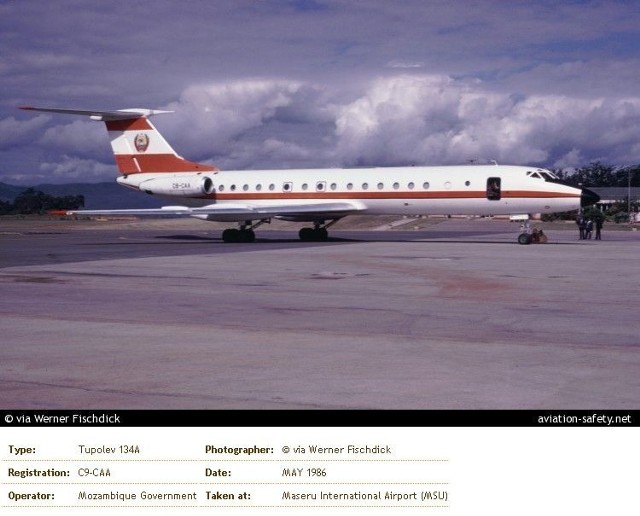 Zdjęcie TU-134 należącego do rządu Mozambiku, kt&oacute;ry się rozbił w 1986 r. // http://aviation-safety.net/photos/displayphoto.php?id=19861019-0&amp;vnr=1&amp;kind=PC