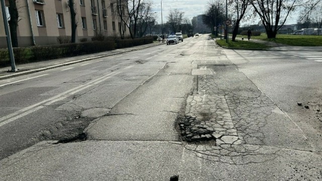 Po 10 marca rozpocznie się remont nawierzchni ul. Tysiąclecia 

Zobacz kolejne zdjęcia/plansze. Przesuwaj zdjęcia w prawo naciśnij strzałkę lub przycisk NASTĘPNE