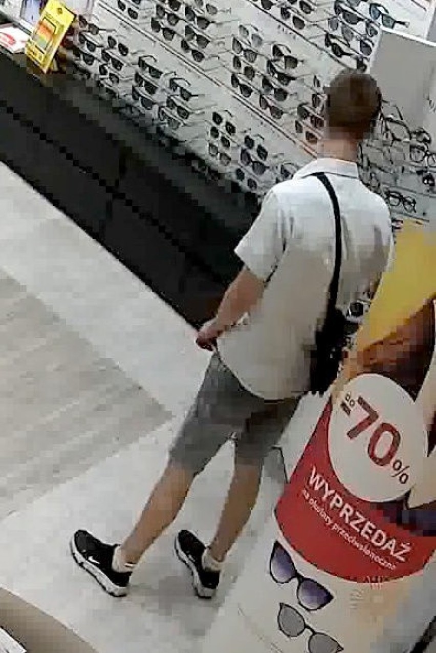 Ukradł okulary w "Zielonych Arkadach" w Bydgoszczy. Policja prosi o pomoc w identyfikacji złodzieja [zdjęcia, wideo]