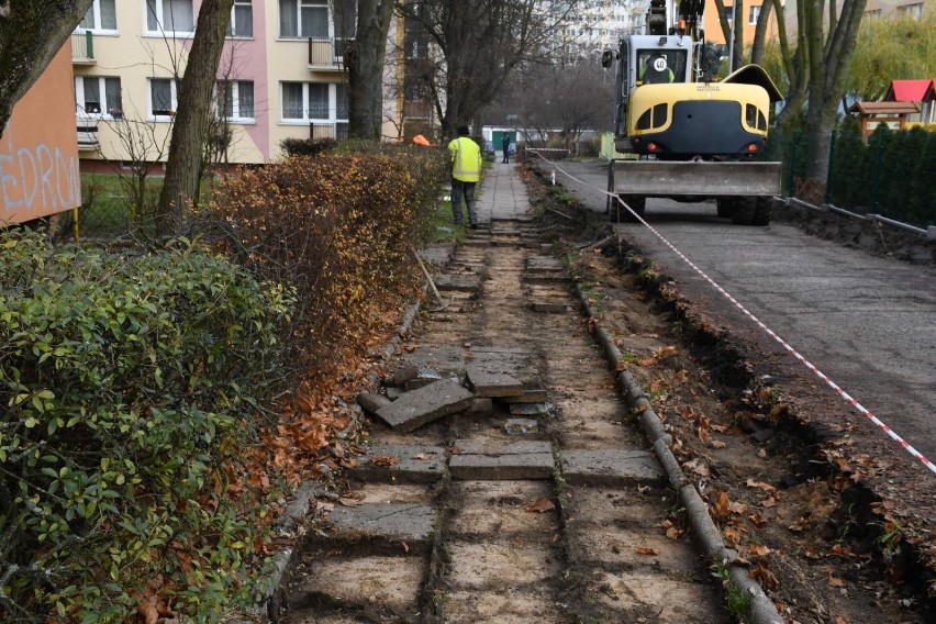 Remont drogi wewnętrznej na osiedlu Armii Krajowej w...