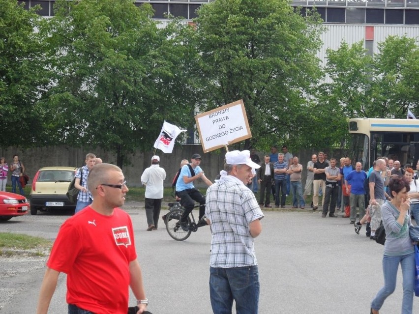 Kolejna pikieta Solidarności w tyskiej fabryce Fiata [ZDJĘCIA, WIDEO]