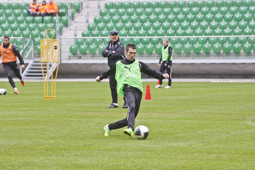 Piłka nożna: Śląsk trenował na Stadionie Miejskim (ZDJĘCIA, FILM)