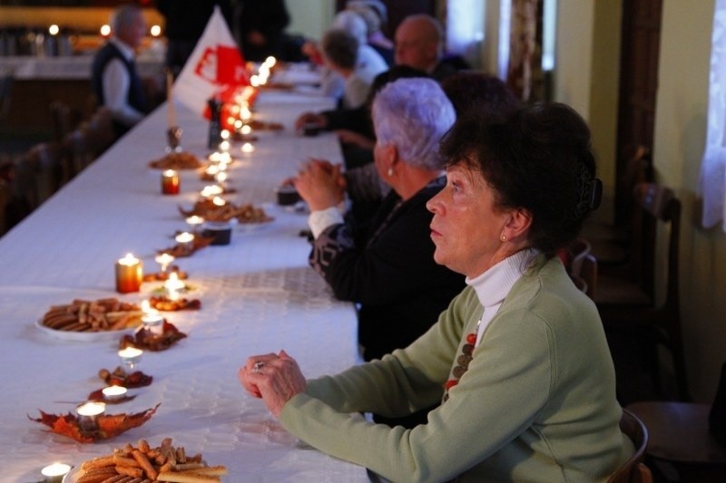 Działkowcy w Poznaniu świętowali Zaduszki i Święto Niepodległości [ZDJĘCIA]