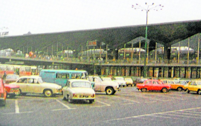 Dworzec w Katowicach od strony ul. Młyńskiej w 1968 roku