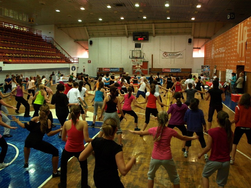 W Rudzie Śląskiej trwa Charatatywny Maraton Fitness [ZDJĘCIA]