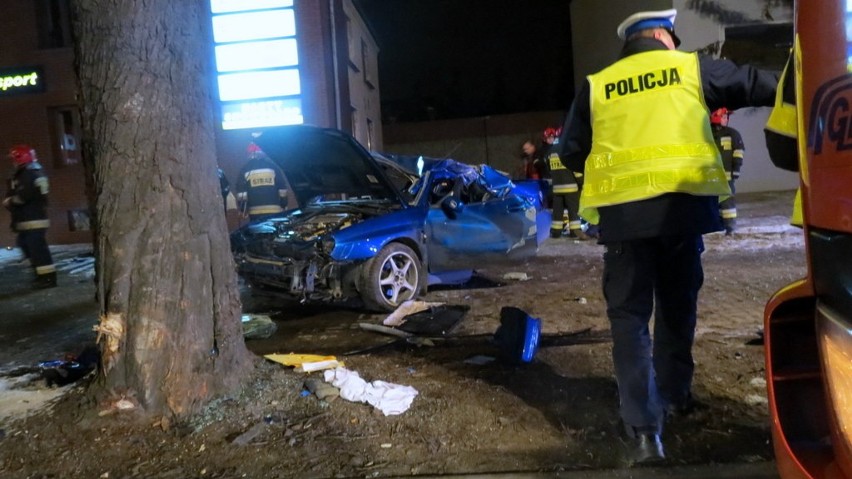 Wrocław: Śmiertelny wypadek policjantki (ZDJĘCIA)