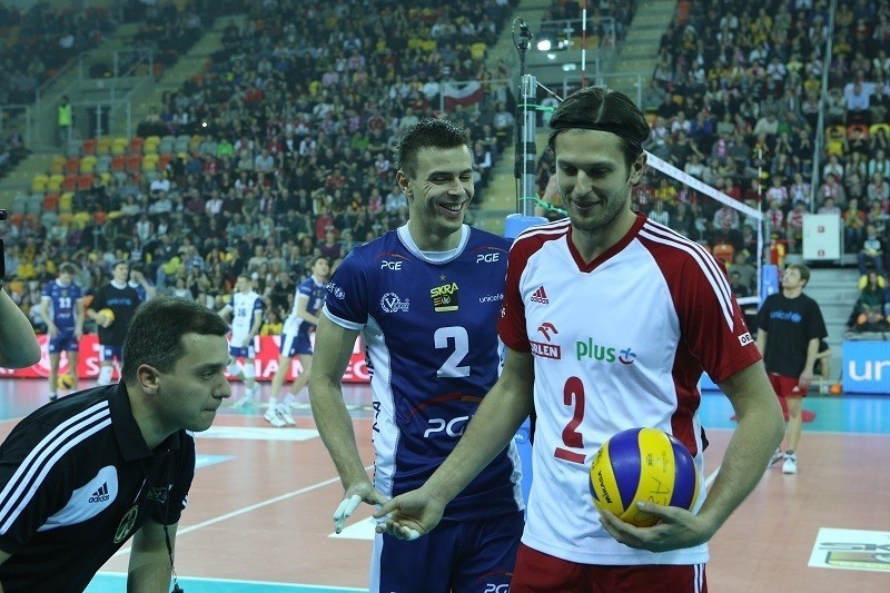 Skra Bełchatów - Reprezentacja Polski: Mecz na rzecz głodujących dzieci [ZDJĘCIA]